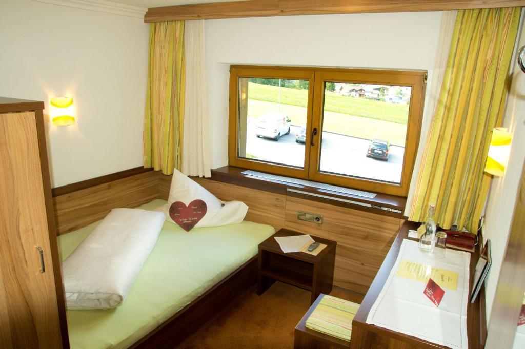 Hotel Garni Hainbacherhof Sölden Rom bilde