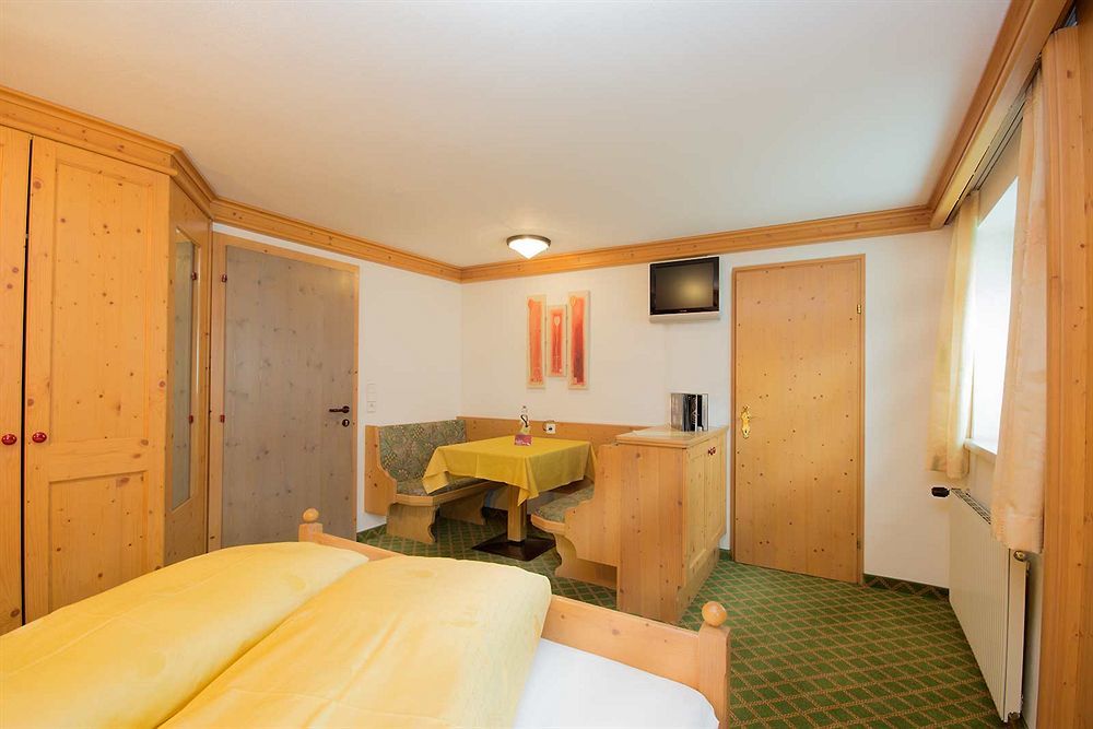 Hotel Garni Hainbacherhof Sölden Eksteriør bilde